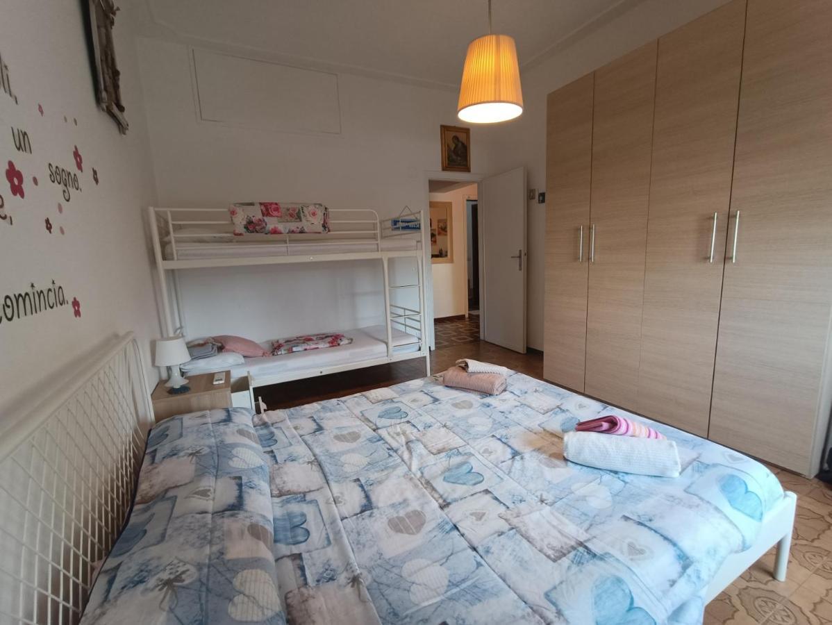 Le Palme 98 "Casa Vacanze" Lido di Camaiore Eksteriør bilde