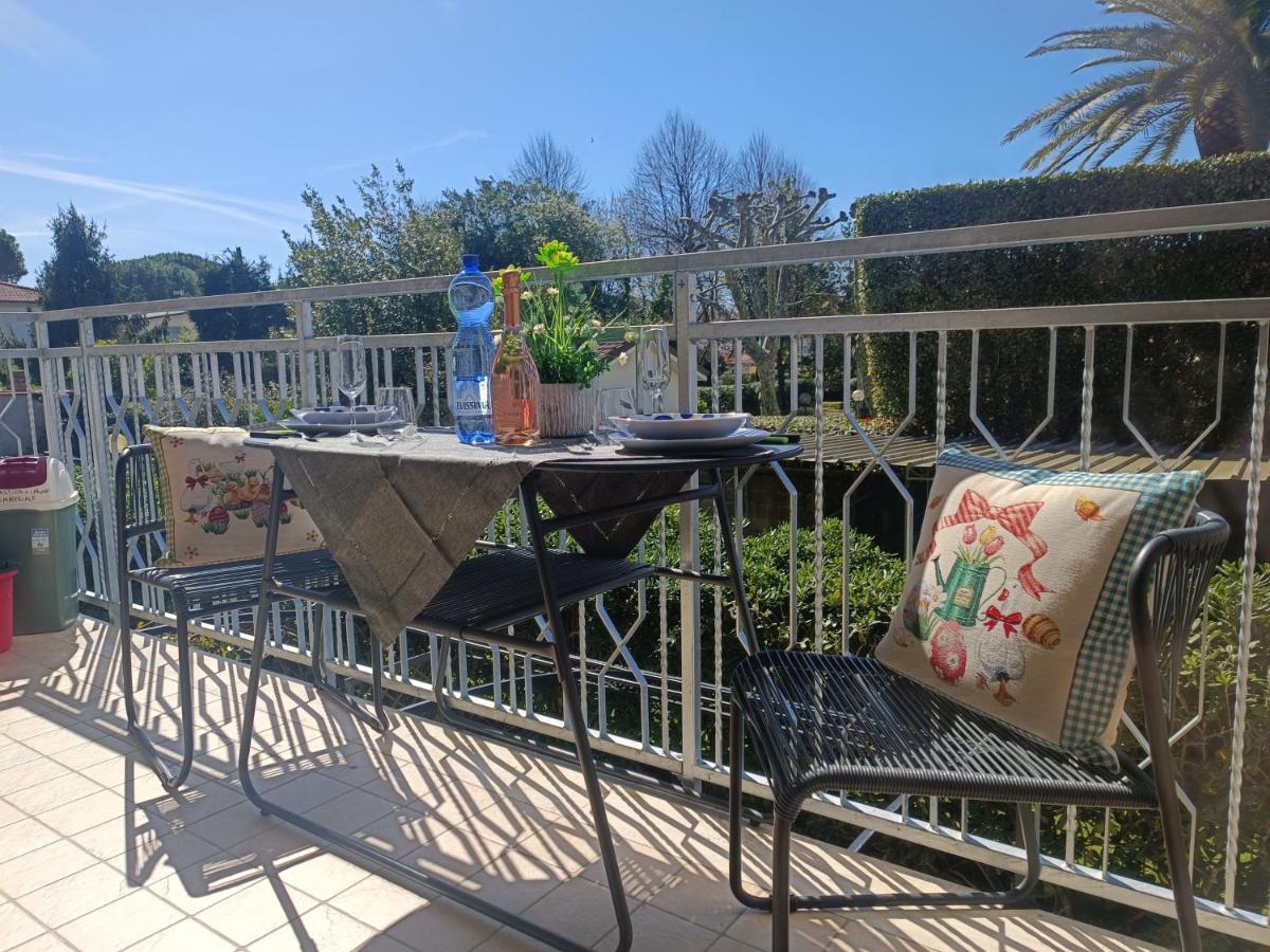 Le Palme 98 "Casa Vacanze" Lido di Camaiore Eksteriør bilde