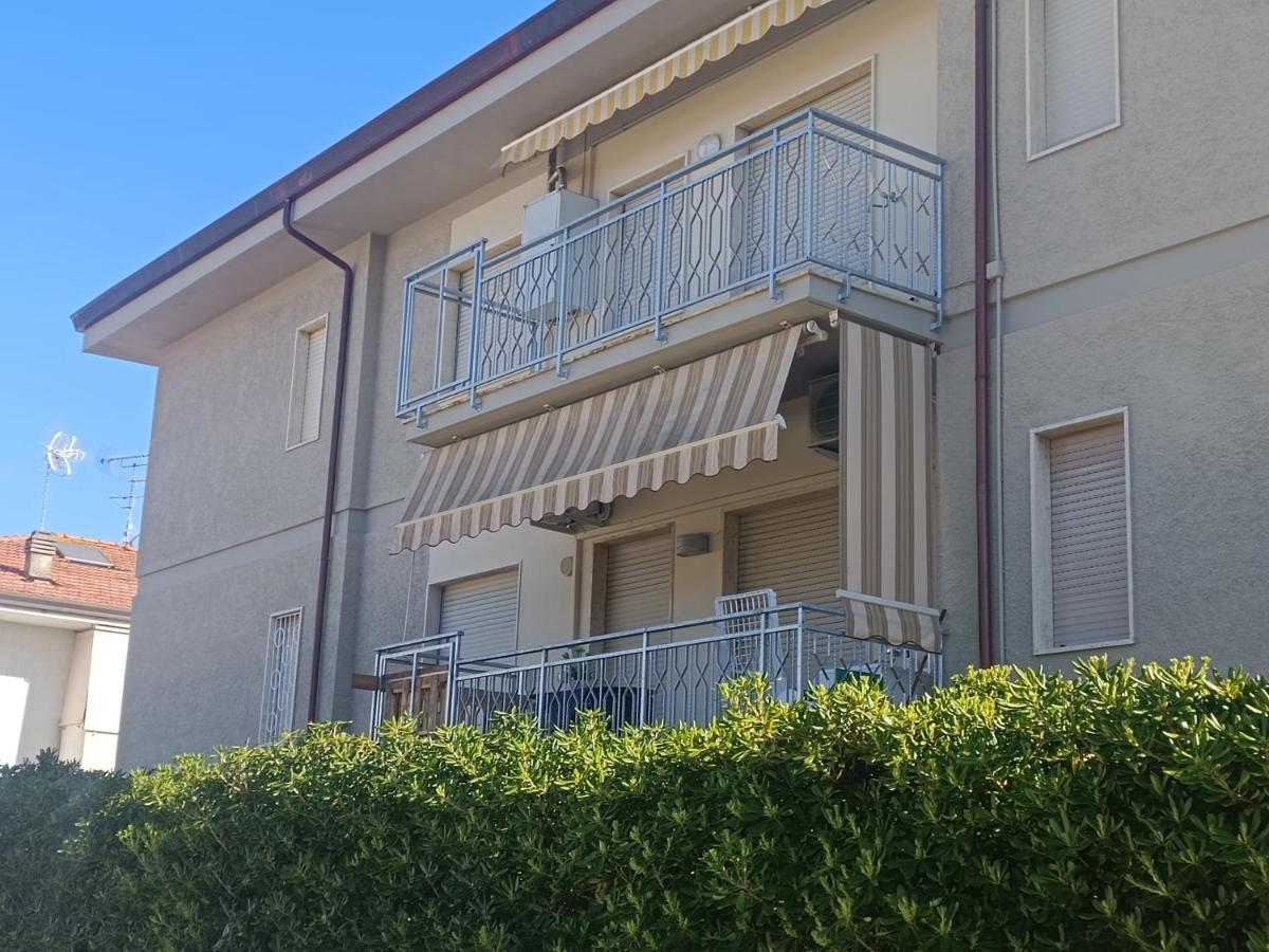 Le Palme 98 "Casa Vacanze" Lido di Camaiore Eksteriør bilde