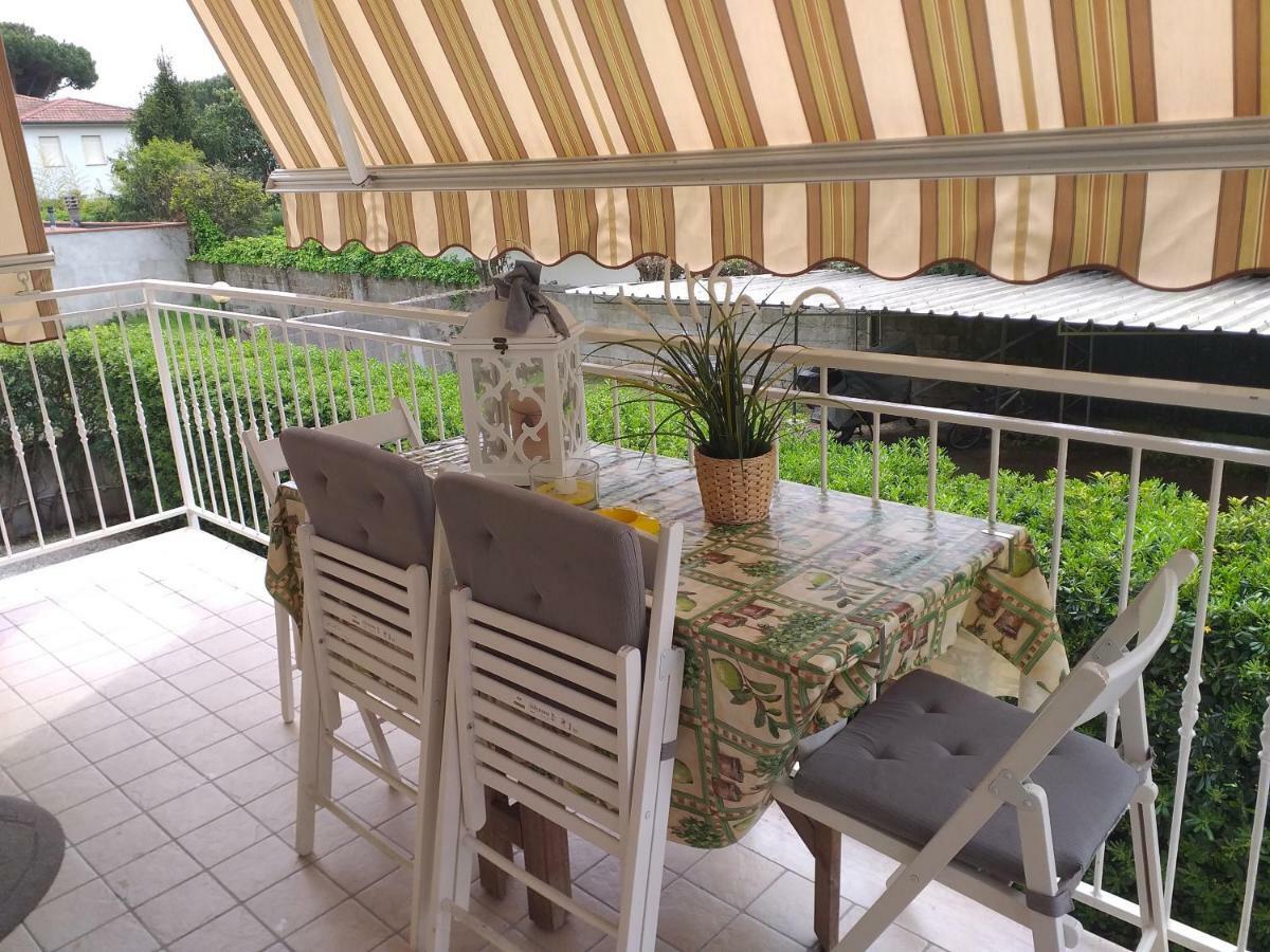 Le Palme 98 "Casa Vacanze" Lido di Camaiore Eksteriør bilde